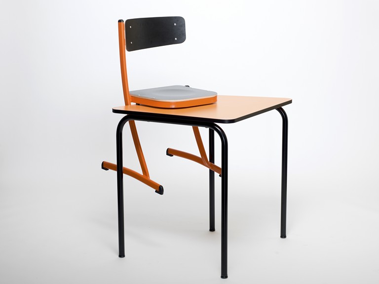 School furniture that fosters dynamic teaching
